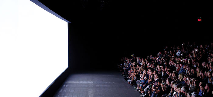 Il pubblico della sfilata P/E 2016 di Alexander Wang
