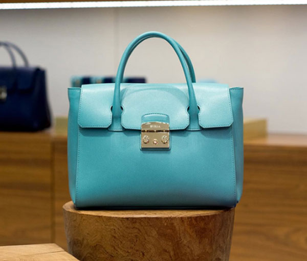 Furla cresce del 30% nel 2015