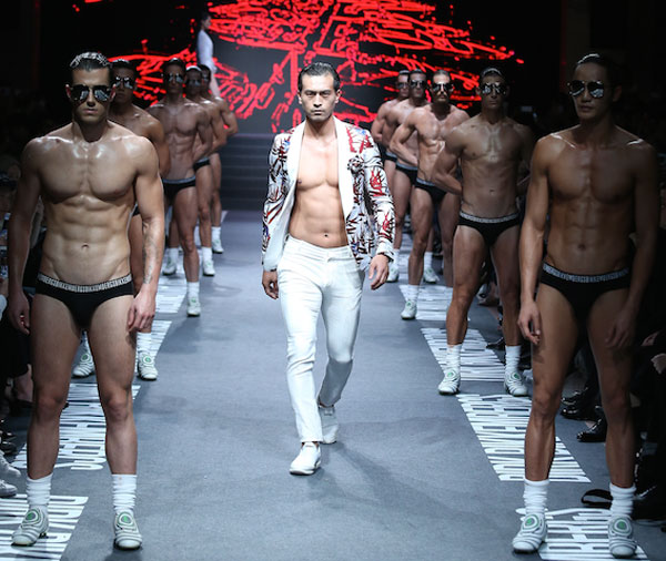 Bikkembergs alla prima sfilata in Cina