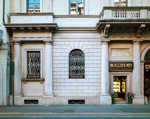 Clessidra tratta la vendita di Buccellati
