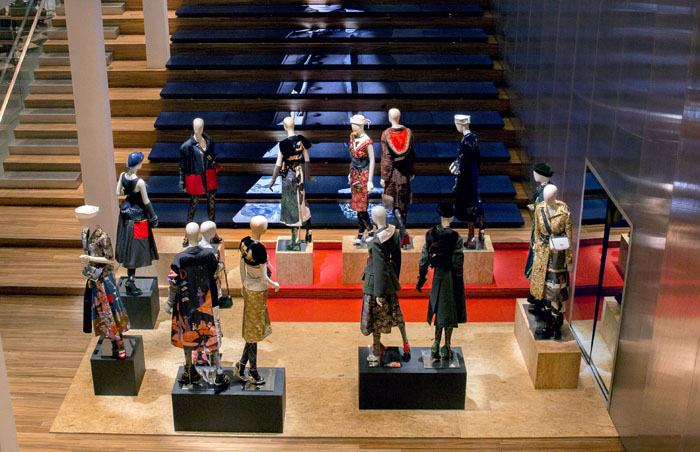 Prada, già in negozio la collezione A/I 2016