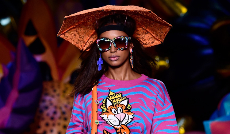 Moschino, 400 $ per entrare alla sfilata