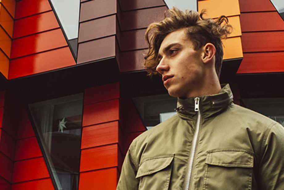 L’uomo italiano cresce (+0,9%), ma teme il 2017
