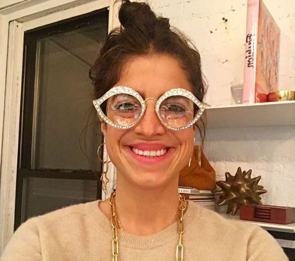 Il blog Man Repeller sbarca offline