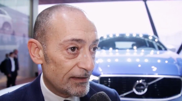 Volvo apre a Milano uno spazio “esperienziale”