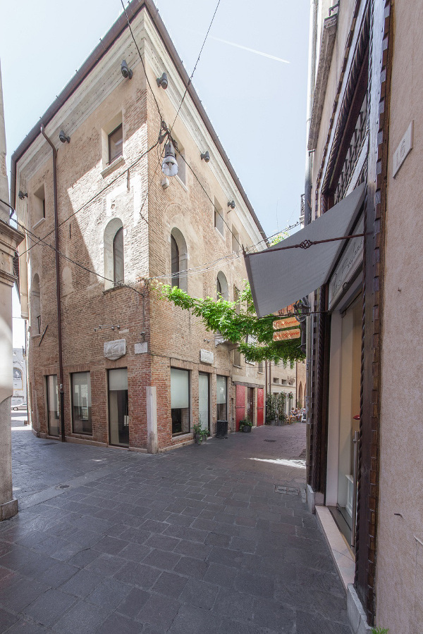Lotto apre store a Treviso