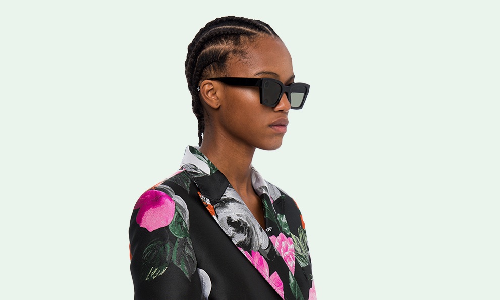 Off-White intenta supercausa da 300 mln $