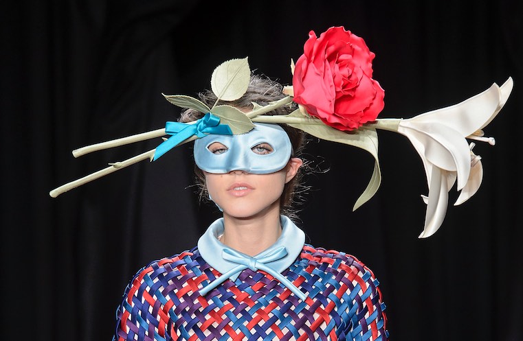 Ai nastri di partenza l’alta moda di Parigi