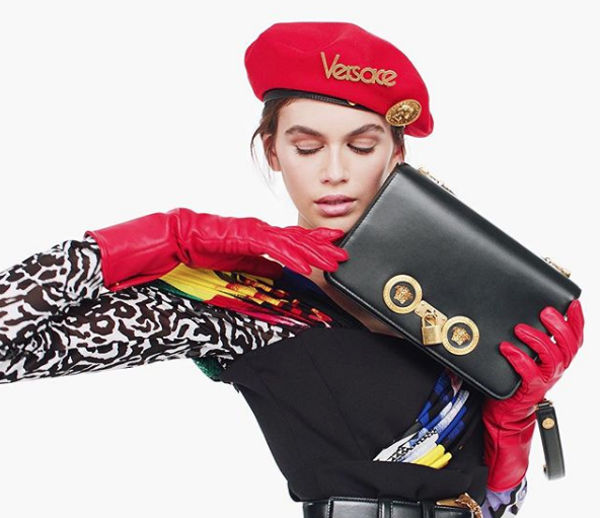 Per gli analisti, Versace spinge il valore di Michael Kors