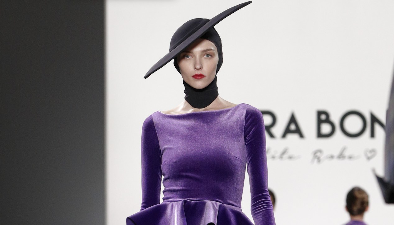 Chiara Boni La Petite Robe introduce la maglieria