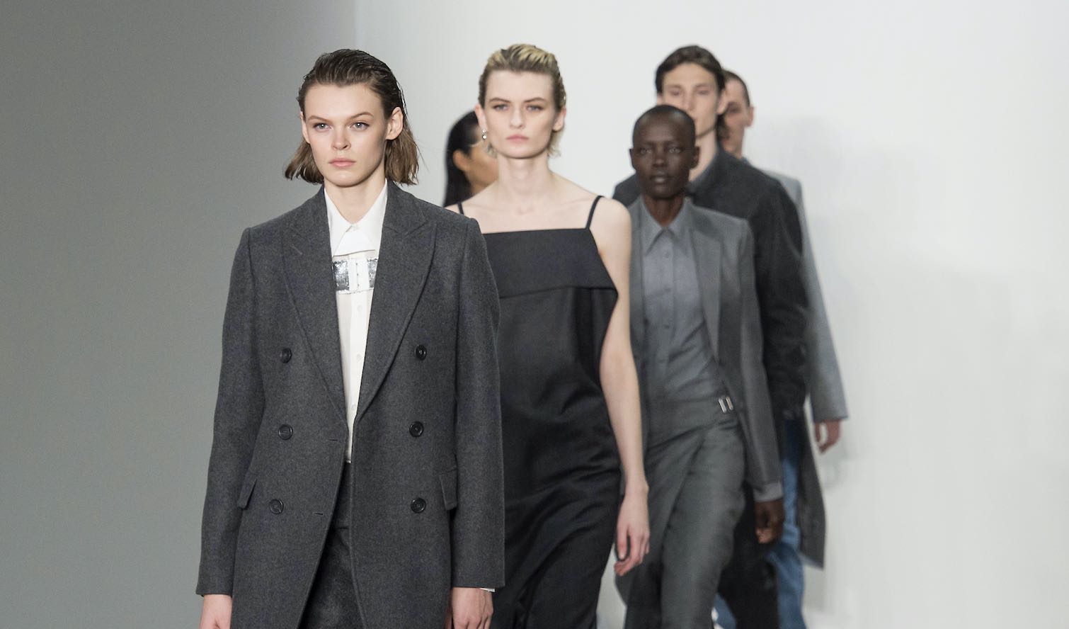 La stampa stronca la New York fashion week: “Sembra tutto vecchio”