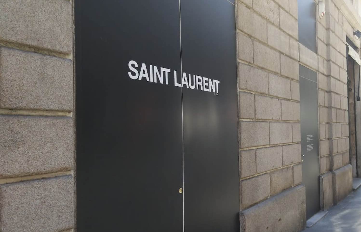 Saint Laurent arriva in via Montenapoleone