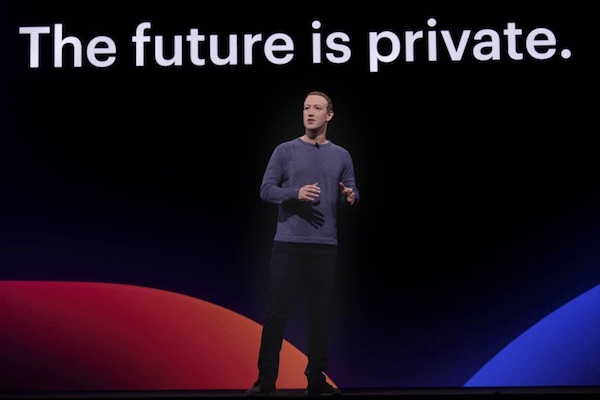 Facebook e Luxottica insieme per occhiali smart