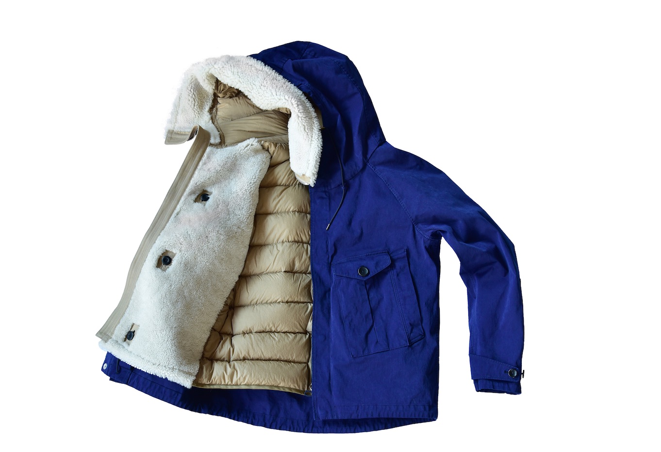 Ten C lancia l’e-store worldwide