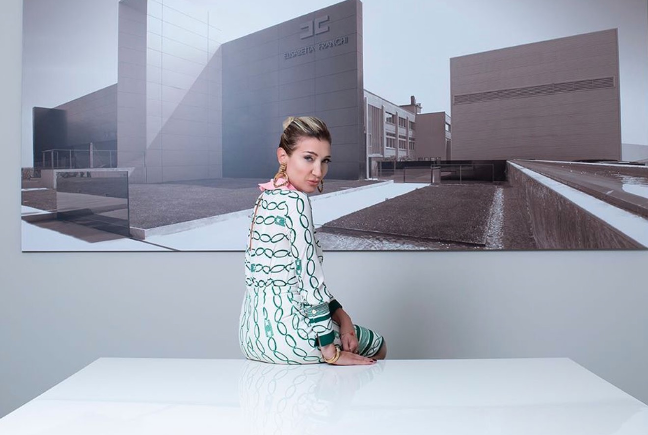 Elisabetta Franchi esce allo scoperto: “Adesso, cosa fare per stagione A/I?”