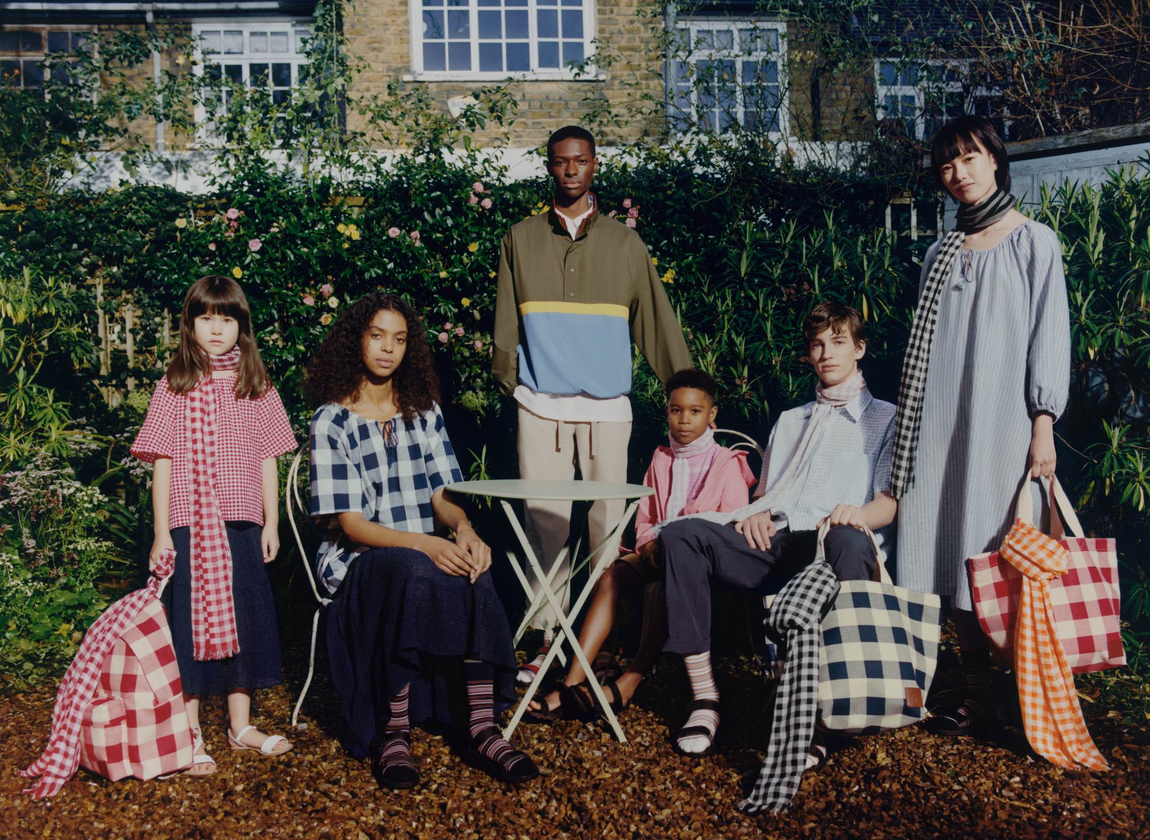 Arriva la nuova collezione di Uniqlo con Jw Anderson