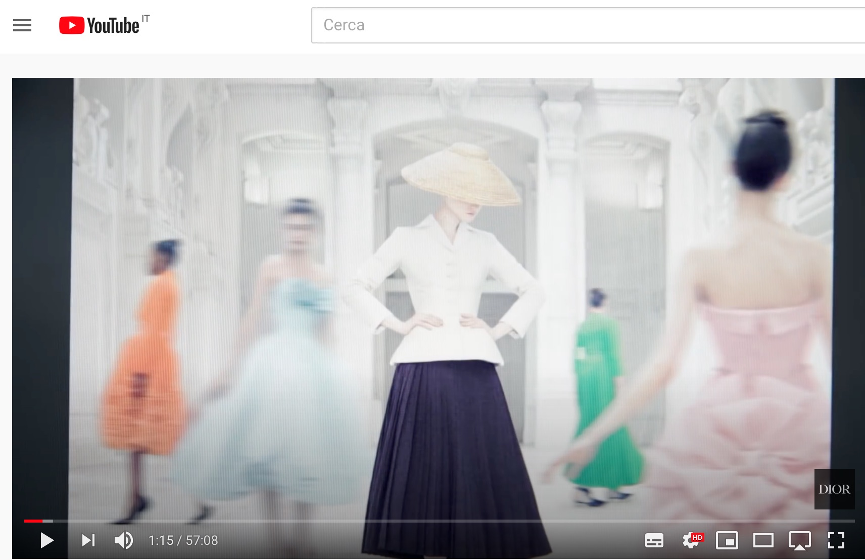 La mostra di Dior approda su YouTube