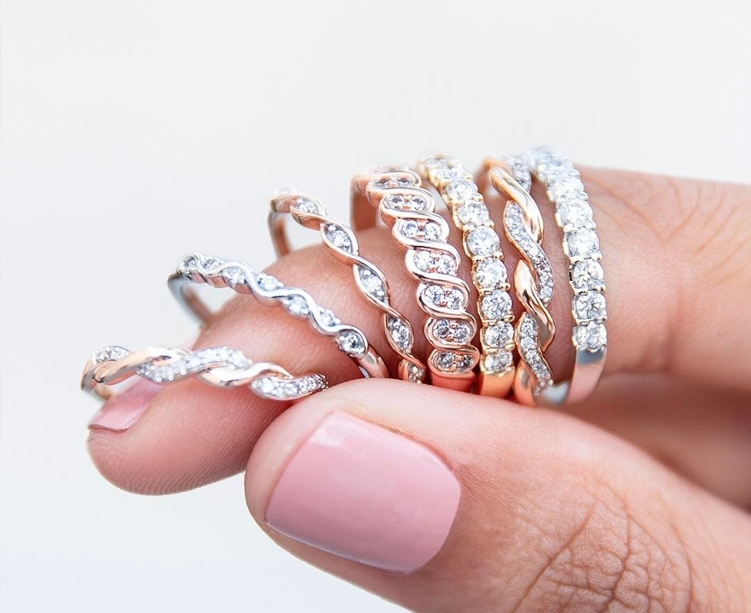 Signet Jewelers chiude circa 400 negozi