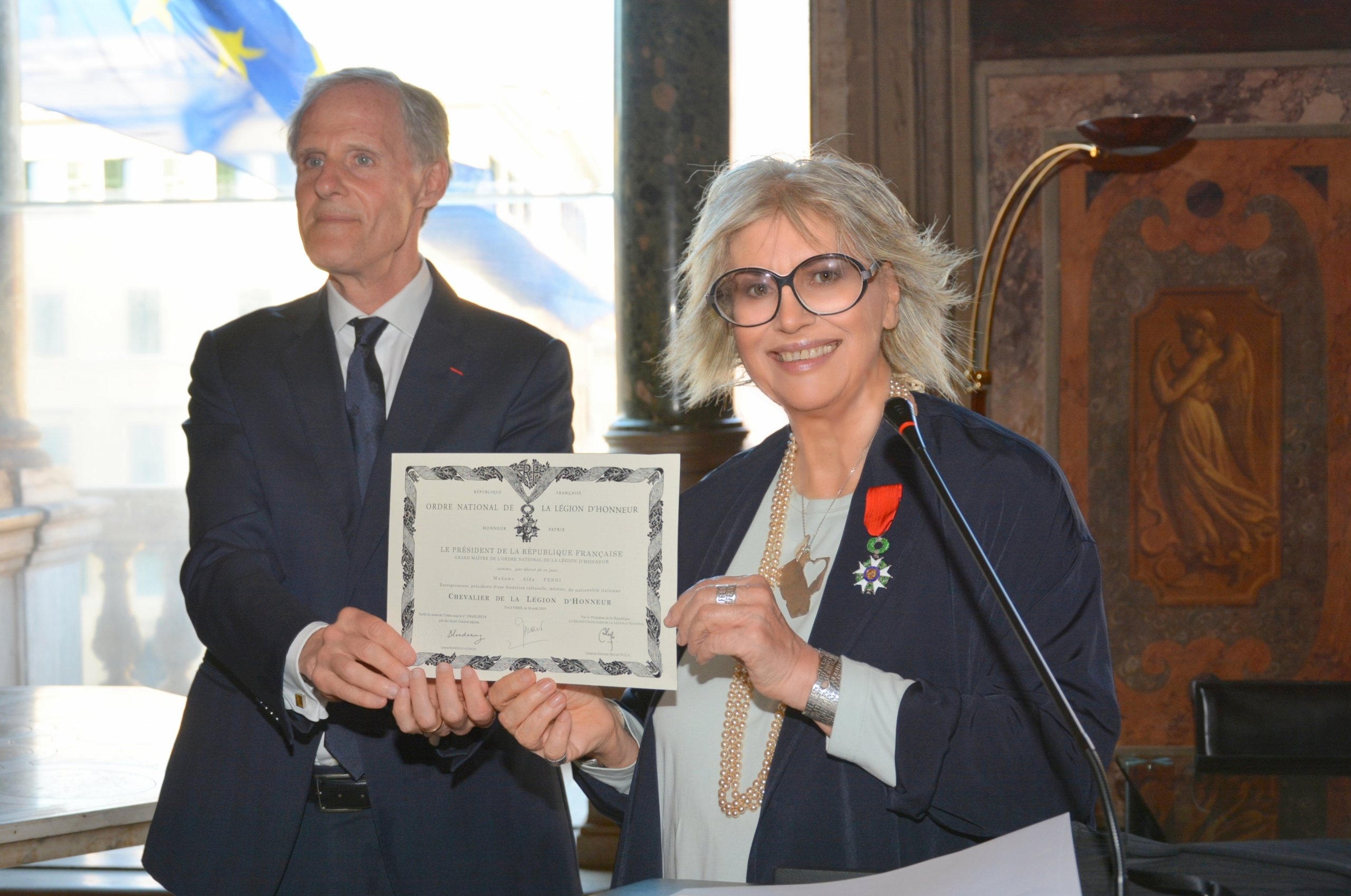 Alda Fendi insignita della Legion d’honneur
