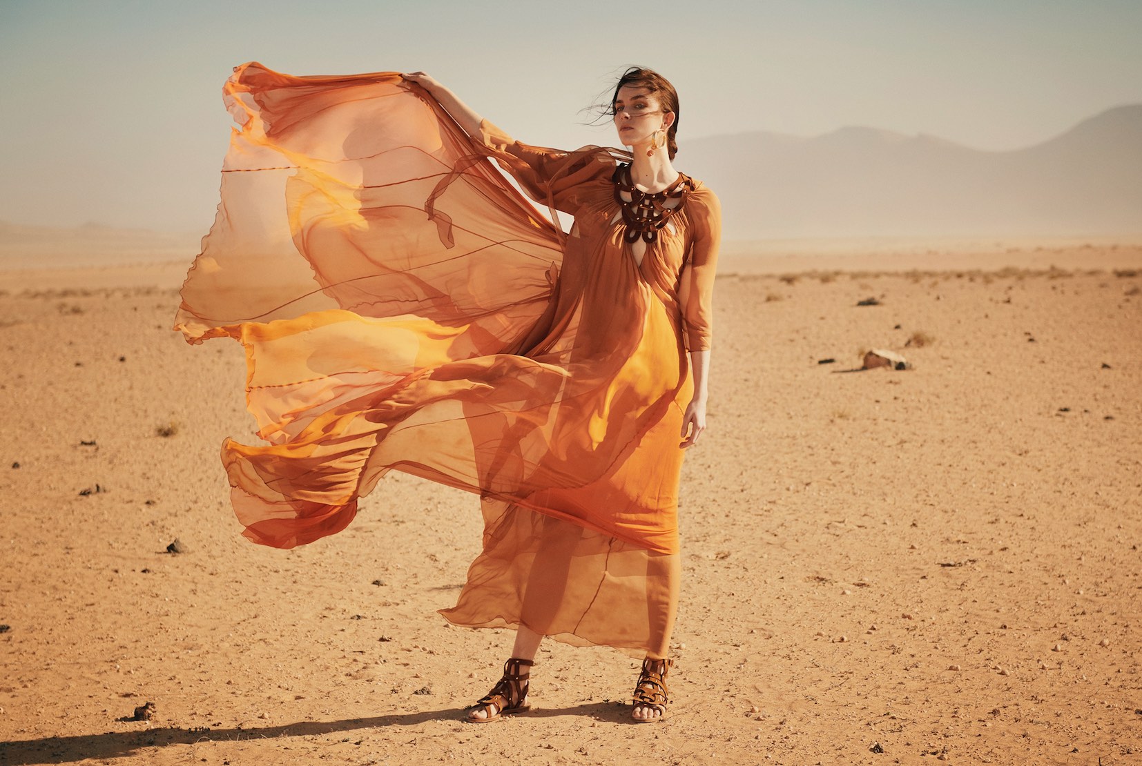 Alberta Ferretti riscopre il fascino del caftano