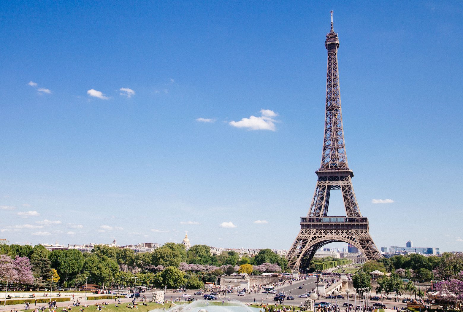 Anche Parigi conferma le sfilate di settembre
