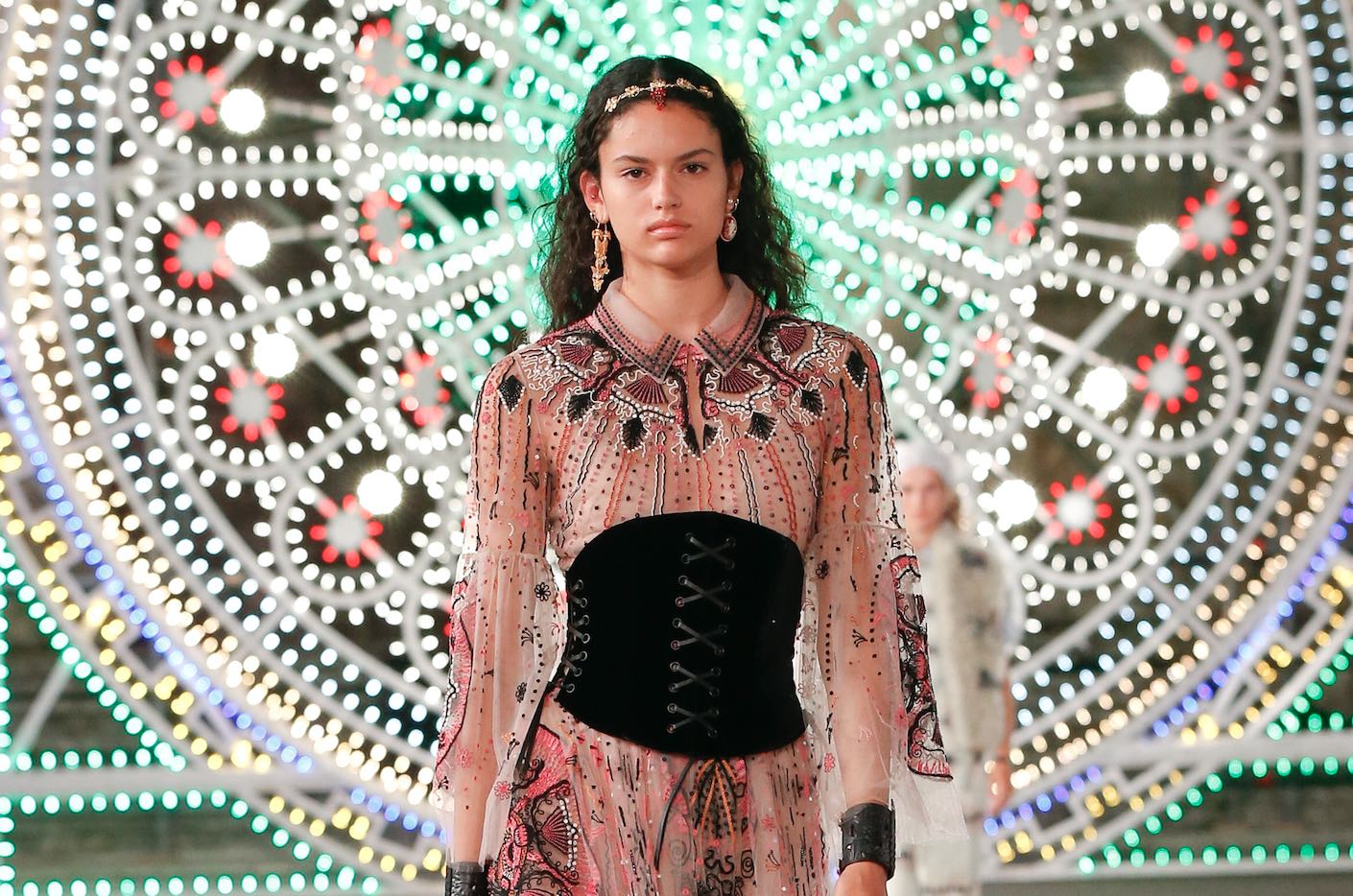 Sei mesi a -27% per Lvmh. Ma la Cina si risveglia