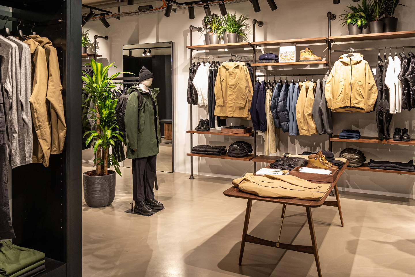 Per Goldwin primo flagship store in Europa