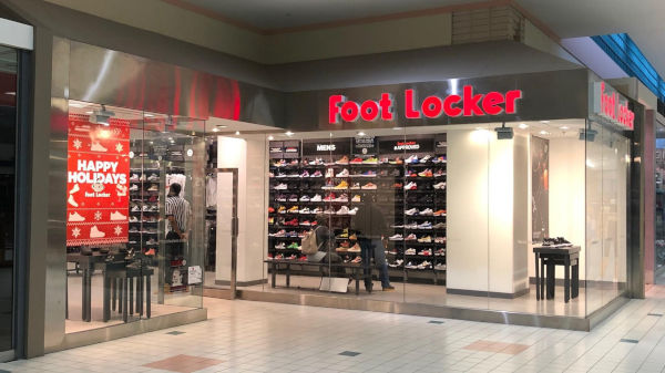 Foot Locker, ‘poison pill’ contro scalata fondo Vesa