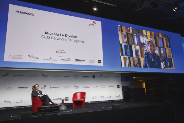 La Cina sostiene Ferragamo. Il target giovane influenza i consumi