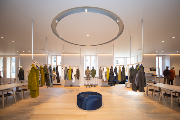 Tagliatore, a Milano primo showroom direzionale