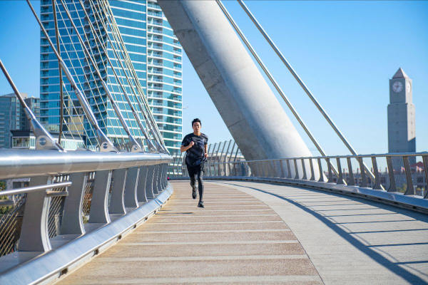 Asics Emea, nel 2020 boom dell’e-commerce