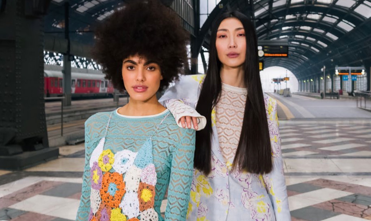 Sfilate donna ancora in chiave digital. Valentino resta a Milano, assente Versace