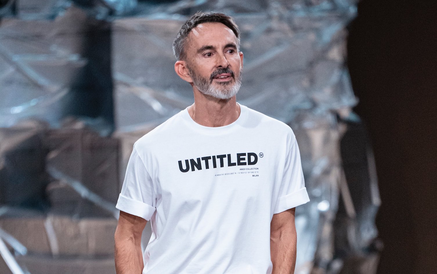 Svolta ‘democratica’ per Neil Barrett