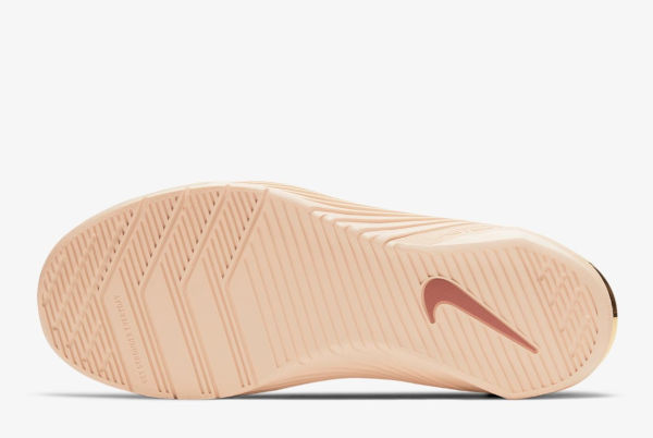 Nike cresce nel Q3. Ma frena negli Usa