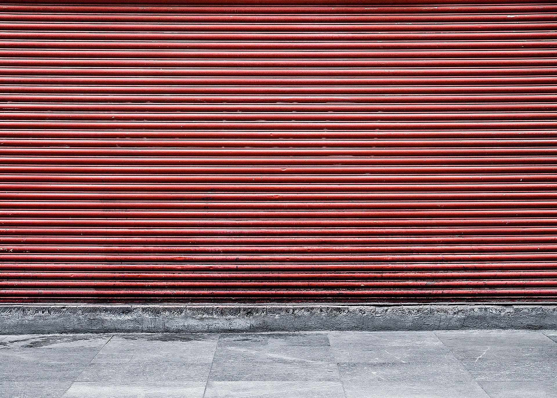 Covid-19 accelera l’addio agli store fast fashion. Migliaia di chiusure in 2 anni