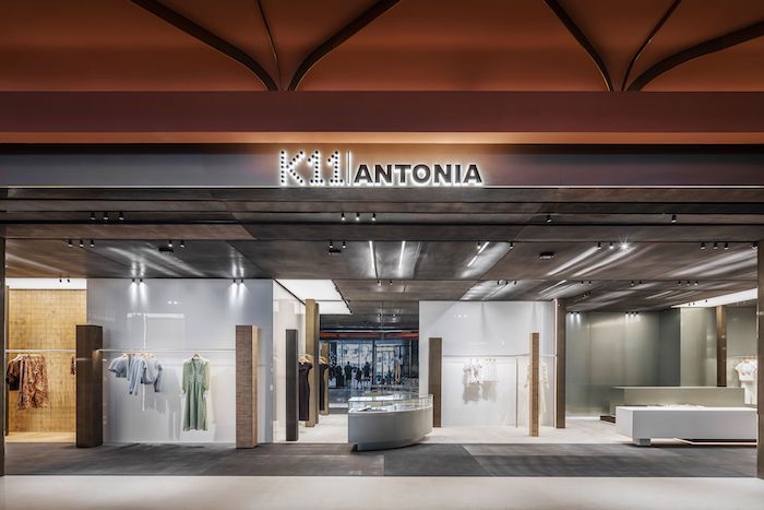 Antonia sbarca al K11 Art Mall di Wuhan