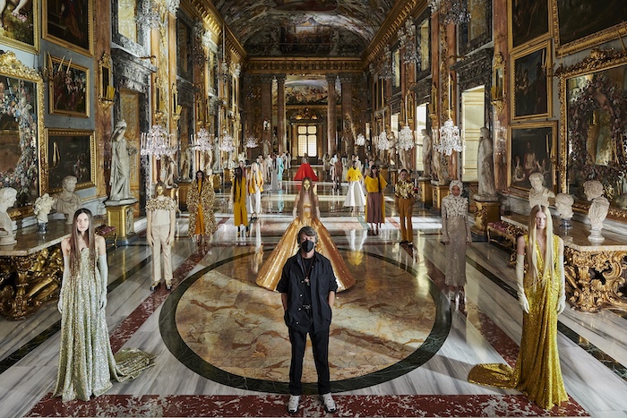 Valentino, l’alta moda tra Venezia e Parigi (online)