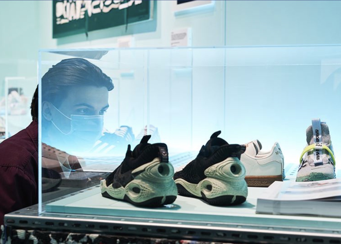 Le sneakers in mostra come opere d’arte