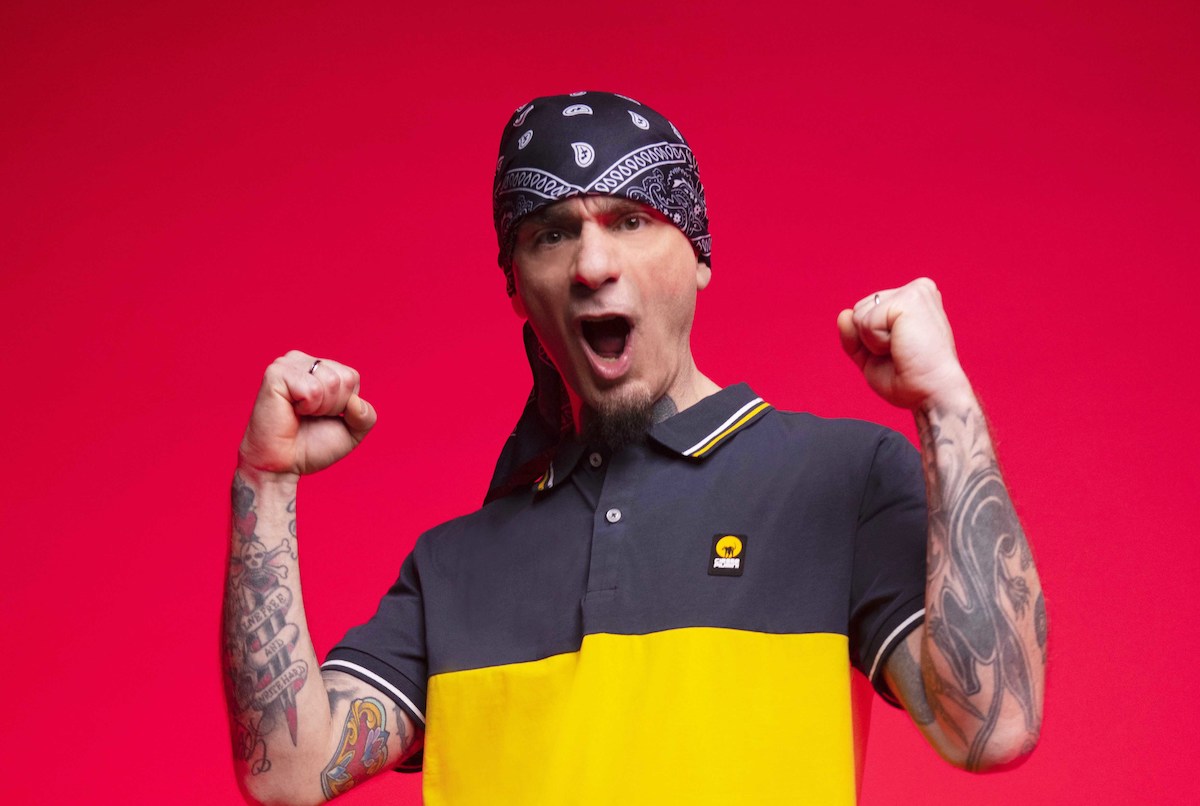 Ciesse Piumini rinnova il sodalizio con J-Ax