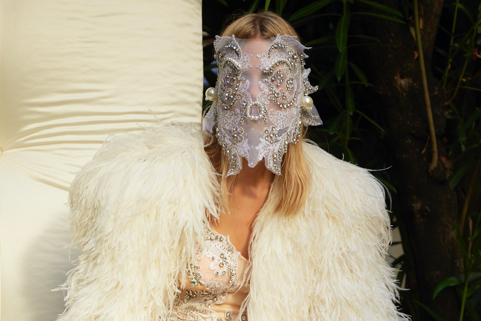 Scognamiglio riparte tra couture e digital