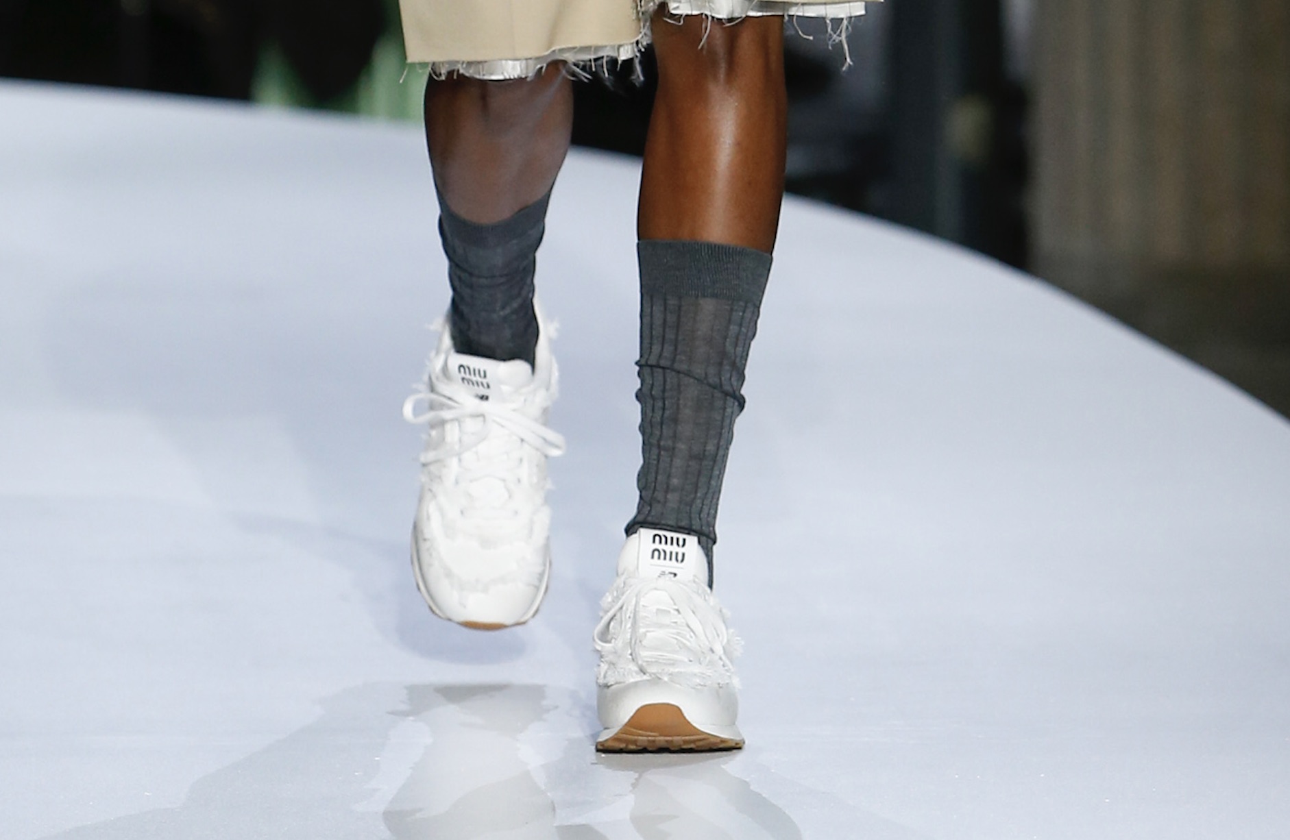 Nuova capsule per Miu Miu, adesso con New Balance*