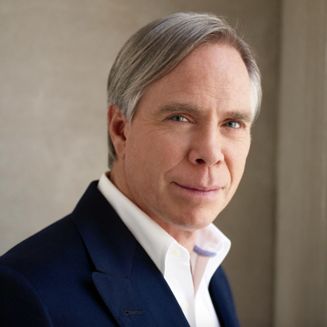 Tommy Hilfiger sarà premiato ai British fashion awards