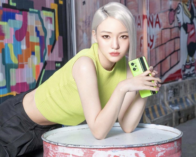 Influencer al bivio: l’avanzata degli avatar scardina le regole della moda