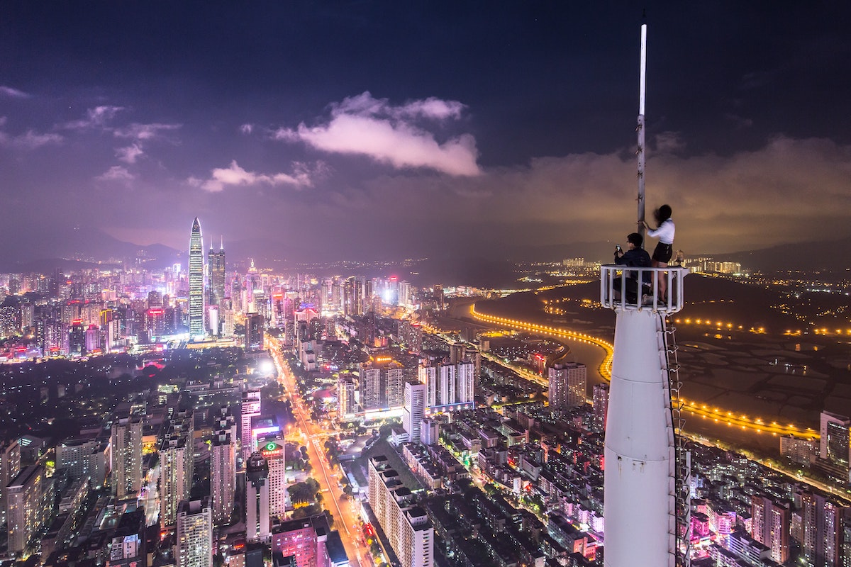 Cina, la frenata del Pil gela il lusso europeo