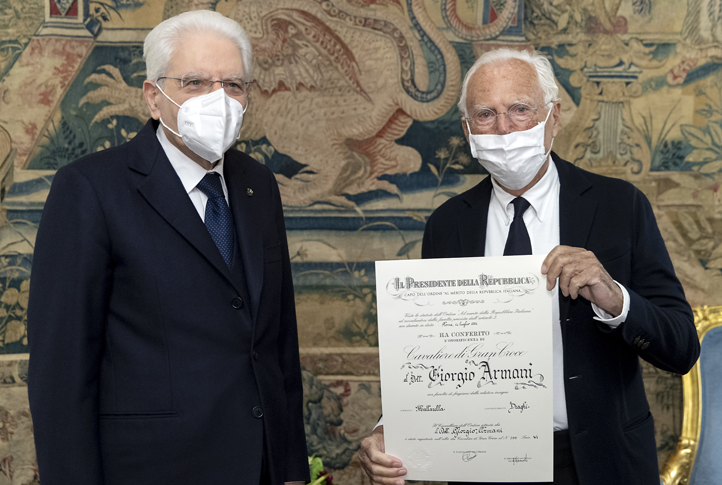 Armani nominato Cavaliere di Gran Croce
