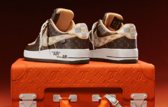 Le Vuitton x Nike di Abloh all’asta fino a 90mila $