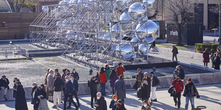 Pitti Uomo batte le attese con 4.900 compratori