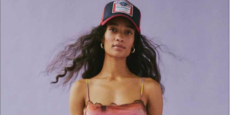 Per Urban Outfitters, holiday season a due cifre