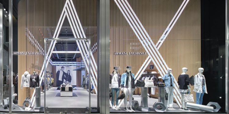 A Milano il primo store Armani Exchange in Italia
