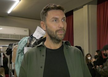 La nudità di Andreadamo debutta in passerella